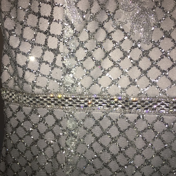 Evening gown - Picture 2 of 6